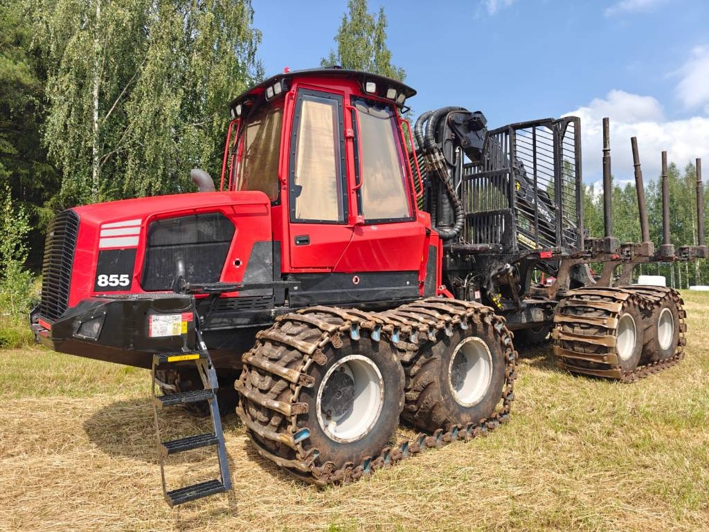 Komatsu 855 - Λαστιχοφόρα προωθητικo - forwarder: φωτογραφία 1 Komatsu 855 - Λαστιχοφόρα προωθητικo - forwarder: φωτογραφία 1