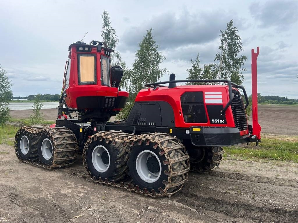 Komatsu 951 XC - Συλλεκτική μηχανή - forest harvester: φωτογραφία 4 Komatsu 951 XC - Συλλεκτική μηχανή - forest harvester: φωτογραφία 4