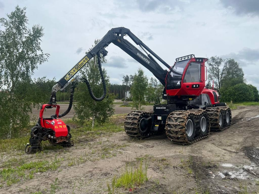 Komatsu 951 XC - Συλλεκτική μηχανή - forest harvester: φωτογραφία 1 Komatsu 951 XC - Συλλεκτική μηχανή - forest harvester: φωτογραφία 1