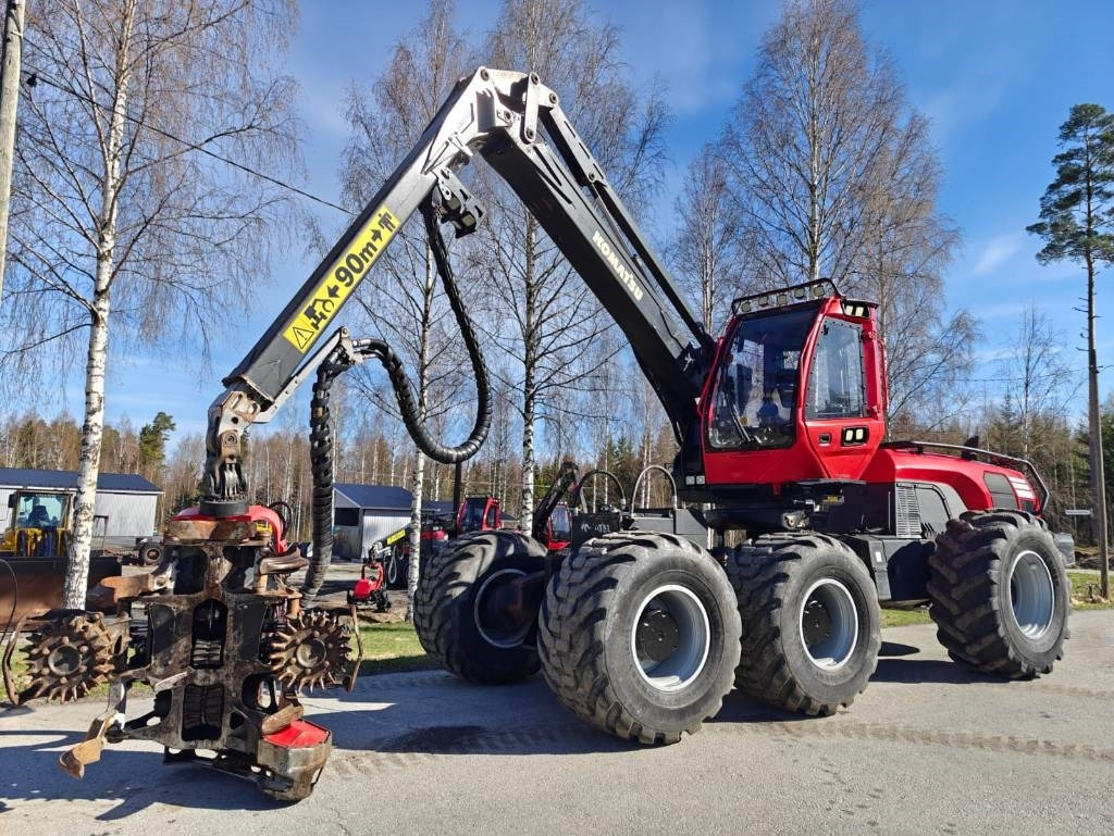 Komatsu 951 - Συλλεκτική μηχανή - forest harvester: φωτογραφία 1 Komatsu 951 - Συλλεκτική μηχανή - forest harvester: φωτογραφία 1