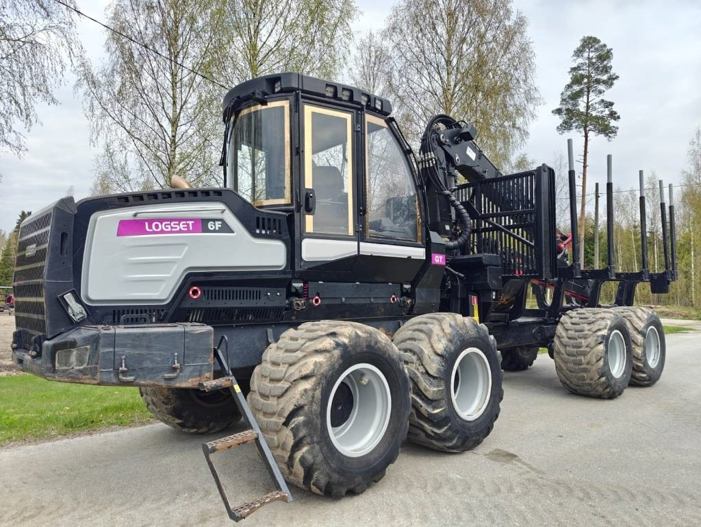 Logset 6 F GT - Λαστιχοφόρα προωθητικo - forwarder: φωτογραφία 1 Logset 6 F GT - Λαστιχοφόρα προωθητικo - forwarder: φωτογραφία 1