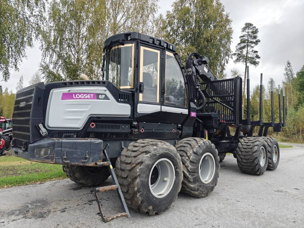 Logset 6 F - Λαστιχοφόρα προωθητικo - forwarder: φωτογραφία 1 Logset 6 F - Λαστιχοφόρα προωθητικo - forwarder: φωτογραφία 1