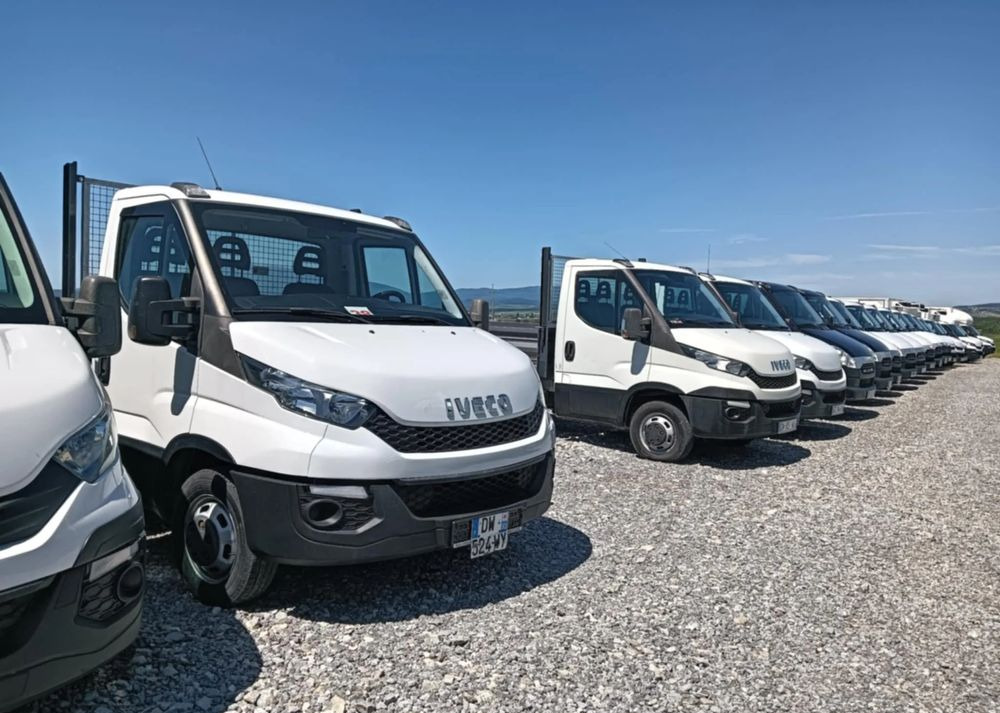Iveco 35C13, 35C12, 35C14, 35C15 - Επαγγελματικό αυτοκίνητο ψυγείο: φωτογραφία 4 Iveco 35C13, 35C12, 35C14, 35C15 - Επαγγελματικό αυτοκίνητο ψυγείο: φωτογραφία 4