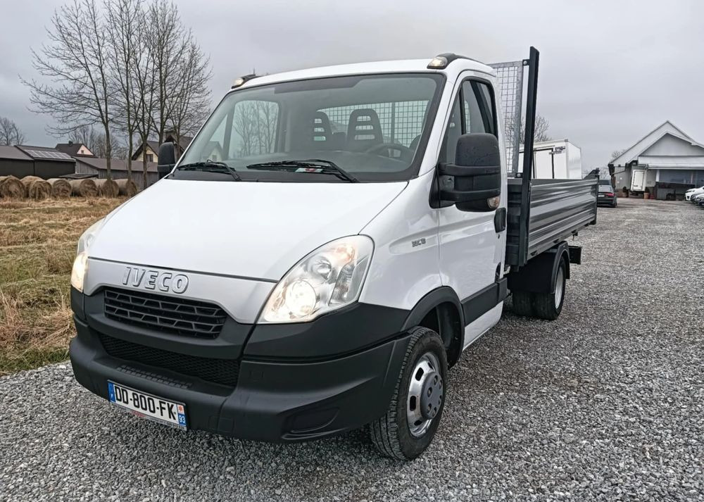 Iveco 35C13, 35C12, 35C15 - Όχημα με ανατρεπομενη καροτσα: φωτογραφία 4 Iveco 35C13, 35C12, 35C15 - Όχημα με ανατρεπομενη καροτσα: φωτογραφία 4