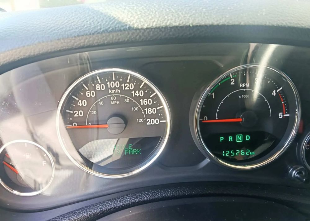 SUV Jeep Wrangler 2.8 CRD Sport: φωτογραφία 9