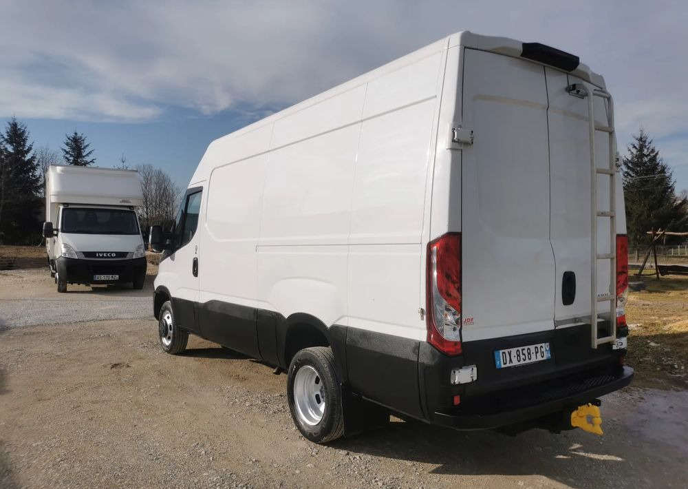 Iveco 35C13 Daily L3H2 bliźniak Klima 2.3-130KM 6-biegów Hak podwójne koła 35-130 L4H2 - Βαν: φωτογραφία 3 Iveco 35C13 Daily L3H2 bliźniak Klima 2.3-130KM 6-biegów Hak podwójne koła 35-130 L4H2 - Βαν: φωτογραφία 3