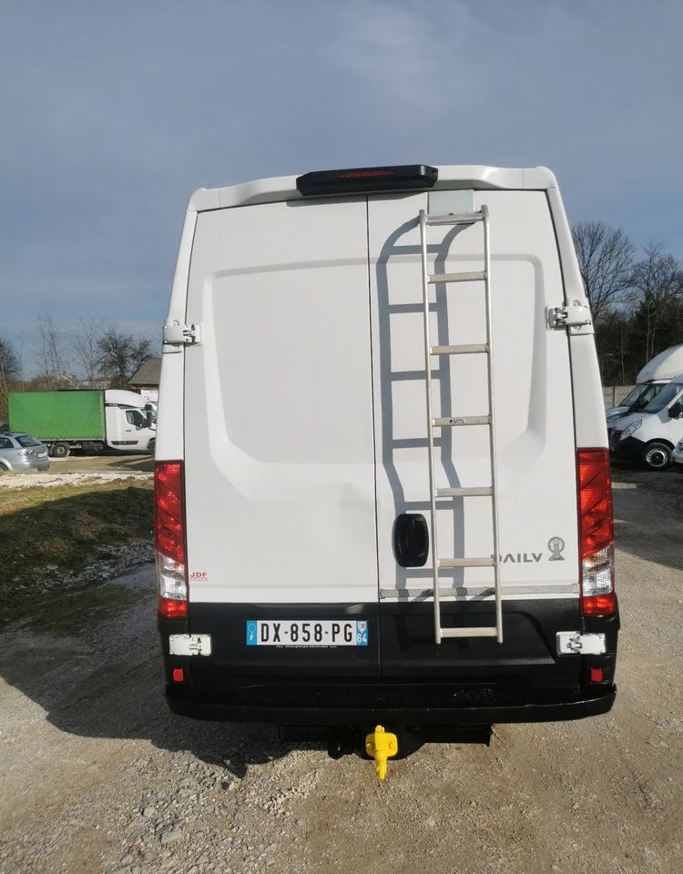 Iveco 35C13 Daily L3H2 bliźniak Klima 2.3-130KM 6-biegów Hak podwójne koła 35-130 L4H2 - Βαν: φωτογραφία 4 Iveco 35C13 Daily L3H2 bliźniak Klima 2.3-130KM 6-biegów Hak podwójne koła 35-130 L4H2 - Βαν: φωτογραφία 4