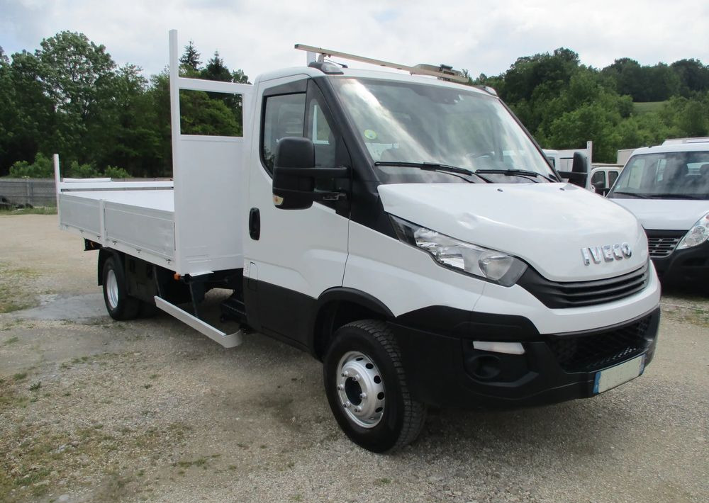 Iveco Daily 3.0 na bliźniaku 70C18 skrzynia, laweta, rama, HDS, 70-180 kiper - Φορτηγό με ανοιχτή καρότσα: φωτογραφία 2 Iveco Daily 3.0 na bliźniaku 70C18 skrzynia, laweta, rama, HDS, 70-180 kiper - Φορτηγό με ανοιχτή καρότσα: φωτογραφία 2