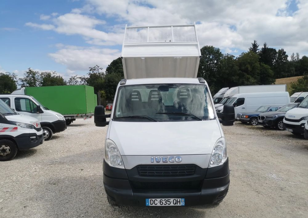 Iveco Daily 35C11 Kiper wywrotka Hak Bliźniak sprowadzony 35C12 - Όχημα με ανατρεπομενη καροτσα: φωτογραφία 2 Iveco Daily 35C11 Kiper wywrotka Hak Bliźniak sprowadzony 35C12 - Όχημα με ανατρεπομενη καροτσα: φωτογραφία 2
