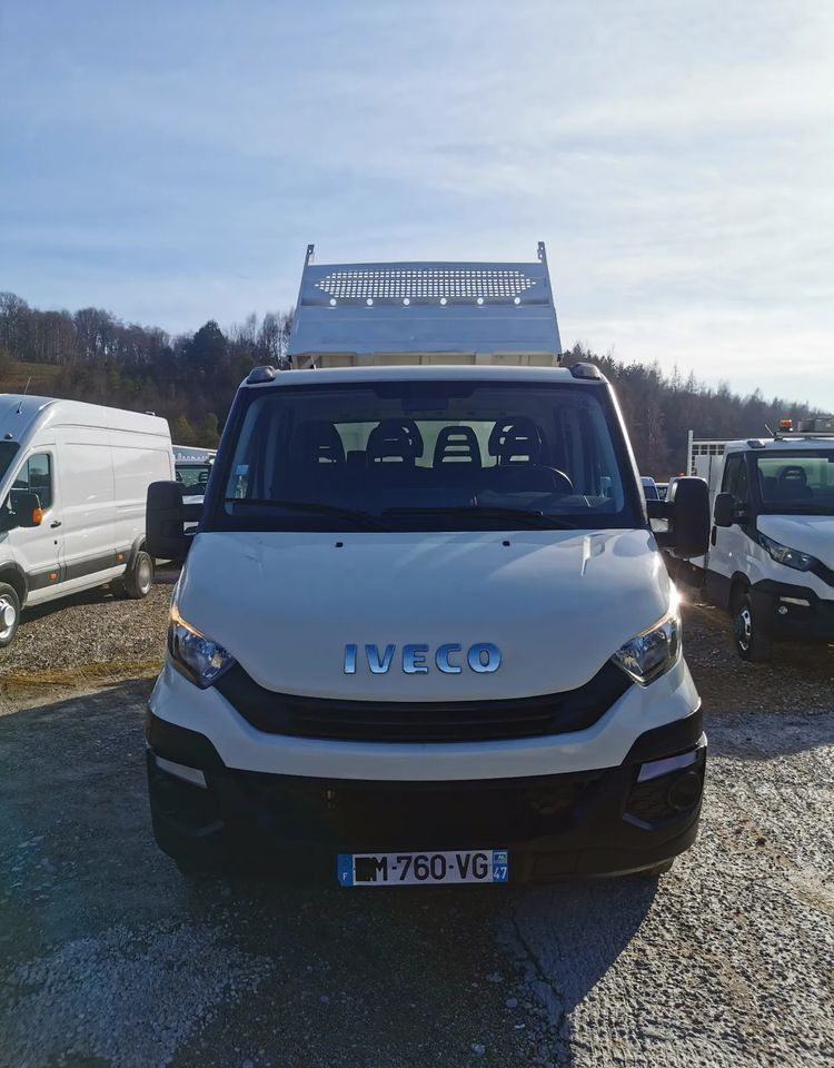Iveco Daily 35C12 Brygadówka wywrotka 35-120 kiper doka Dubel klimatyzacja - Όχημα με ανατρεπομενη καροτσα: φωτογραφία 2 Iveco Daily 35C12 Brygadówka wywrotka 35-120 kiper doka Dubel klimatyzacja - Όχημα με ανατρεπομενη καροτσα: φωτογραφία 2