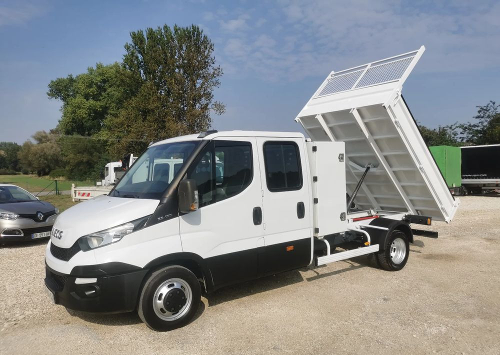 Iveco Daily 35C13 Brygadówka Klima 35-130 wywrotka kiper doka Dubel - Όχημα με ανατρεπομενη καροτσα: φωτογραφία 2 Iveco Daily 35C13 Brygadówka Klima 35-130 wywrotka kiper doka Dubel - Όχημα με ανατρεπομενη καροτσα: φωτογραφία 2