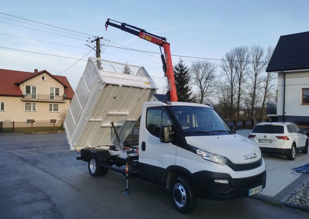 Iveco Daily 35C15 Kiper HDS dzwig 3.0-150KM wywrotka Hak - Όχημα με ανατρεπομενη καροτσα: φωτογραφία 2 Iveco Daily 35C15 Kiper HDS dzwig 3.0-150KM wywrotka Hak - Όχημα με ανατρεπομενη καροτσα: φωτογραφία 2
