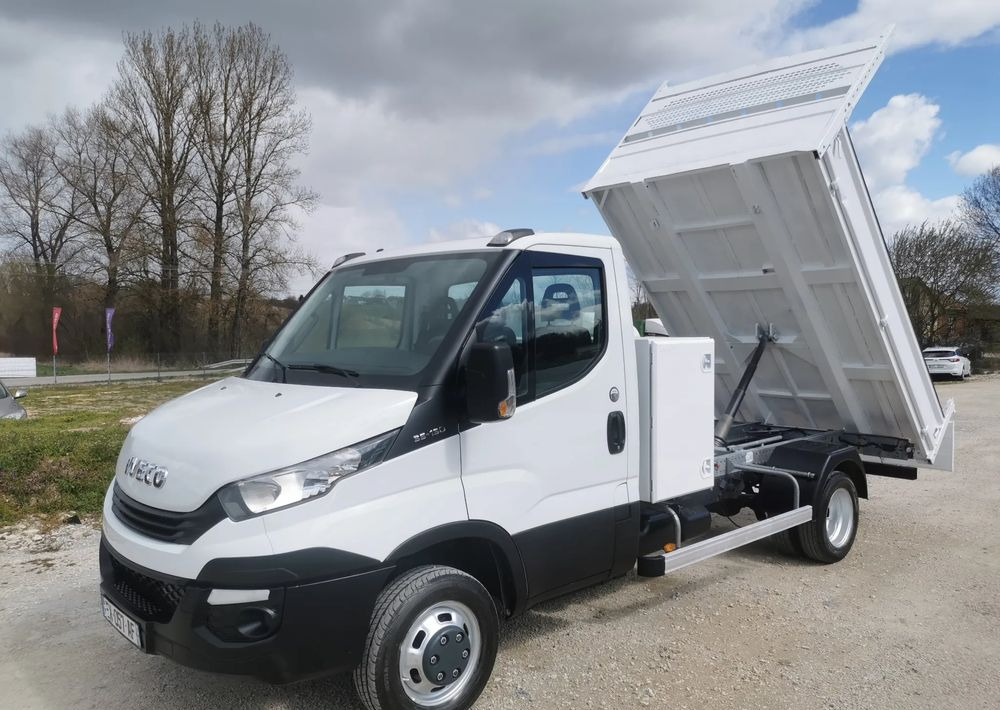 Iveco Daily 35C15 Kiper wywrotka 3.0 -150KM Hak Bliźniak klimatyzacja sprowadzony - Όχημα με ανατρεπομενη καροτσα: φωτογραφία 1 Iveco Daily 35C15 Kiper wywrotka 3.0 -150KM Hak Bliźniak klimatyzacja sprowadzony - Όχημα με ανατρεπομενη καροτσα: φωτογραφία 1