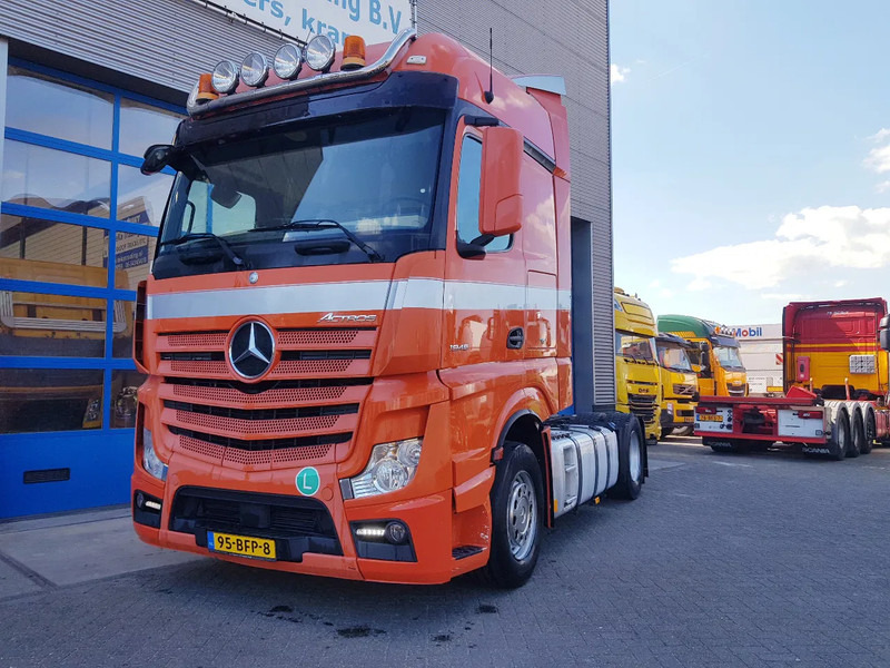 Mercedes-Benz Actros 1945 Double Tank New Apk TÜV - Τράκτορας: φωτογραφία 2 Mercedes-Benz Actros 1945 Double Tank New Apk TÜV - Τράκτορας: φωτογραφία 2