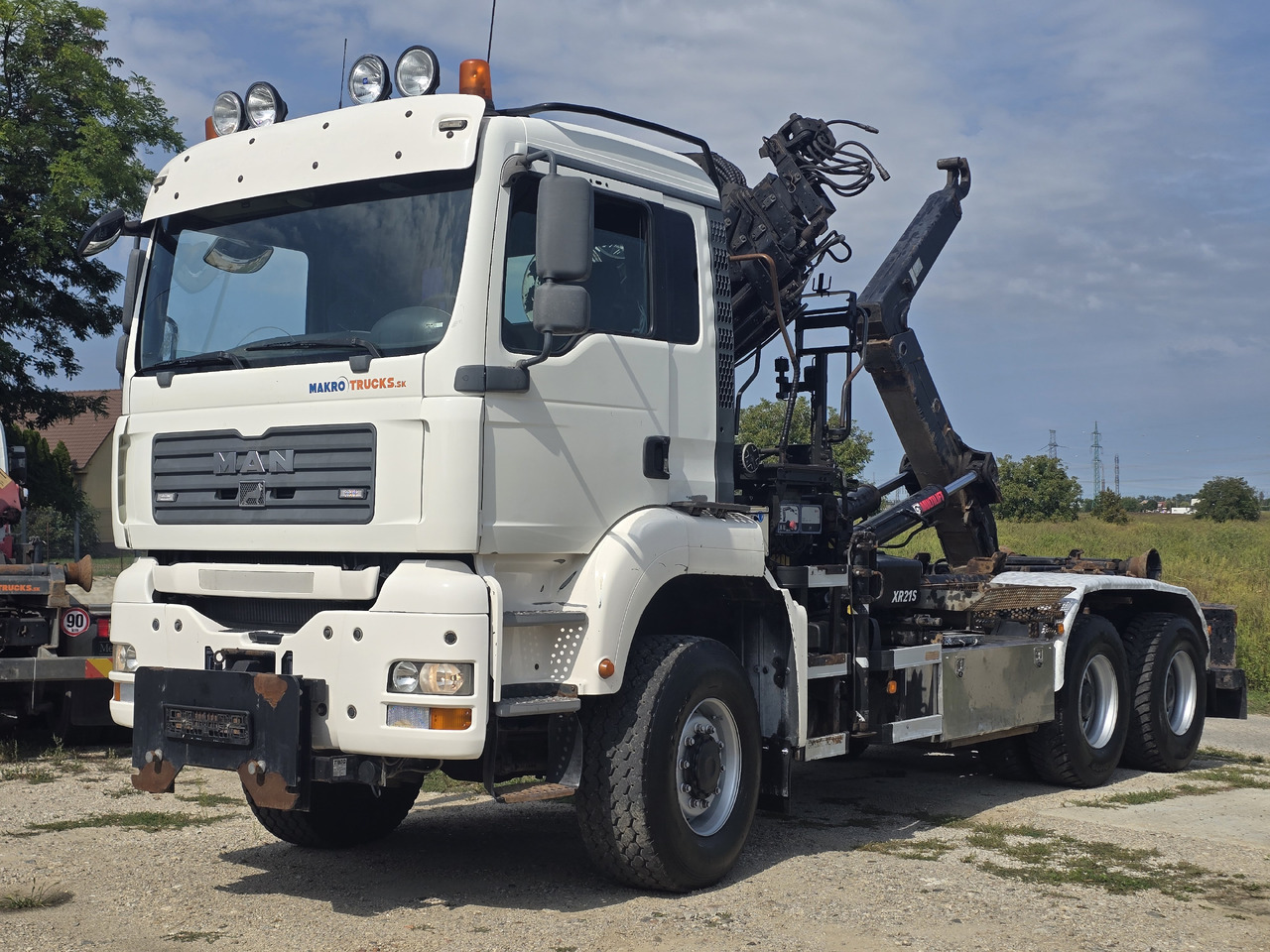 MAN TGA 26.440 6X6 / HOOK SYSTEM / HIAB 166D REMOTE SPECIAL PRICE ONLY THIS YEAR - Φορτηγό φόρτωσης γάντζου, Φορτηγό με γερανό: φωτογραφία 2 MAN TGA 26.440 6X6 / HOOK SYSTEM / HIAB 166D REMOTE SPECIAL PRICE ONLY THIS YEAR - Φορτηγό φόρτωσης γάντζου, Φορτηγό με γερανό: φωτογραφία 2