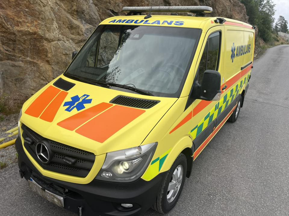 MERCEDES-BENZ Sprinter 319 - AMBULANCE - RESERVERAD !! - Ασθενοφόρο: φωτογραφία 1 MERCEDES-BENZ Sprinter 319 - AMBULANCE - RESERVERAD !! - Ασθενοφόρο: φωτογραφία 1
