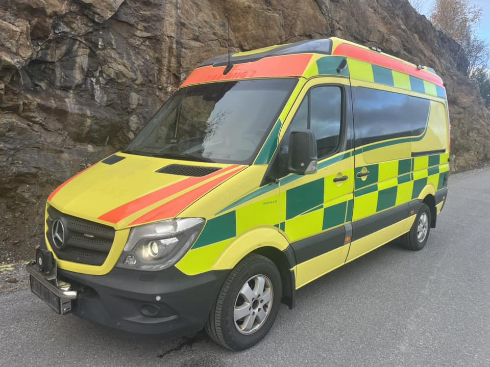 Mercedes-Benz Sprinter 319 - AMBULANCE - RESERVERAD !! - Ασθενοφόρο: φωτογραφία 2 Mercedes-Benz Sprinter 319 - AMBULANCE - RESERVERAD !! - Ασθενοφόρο: φωτογραφία 2