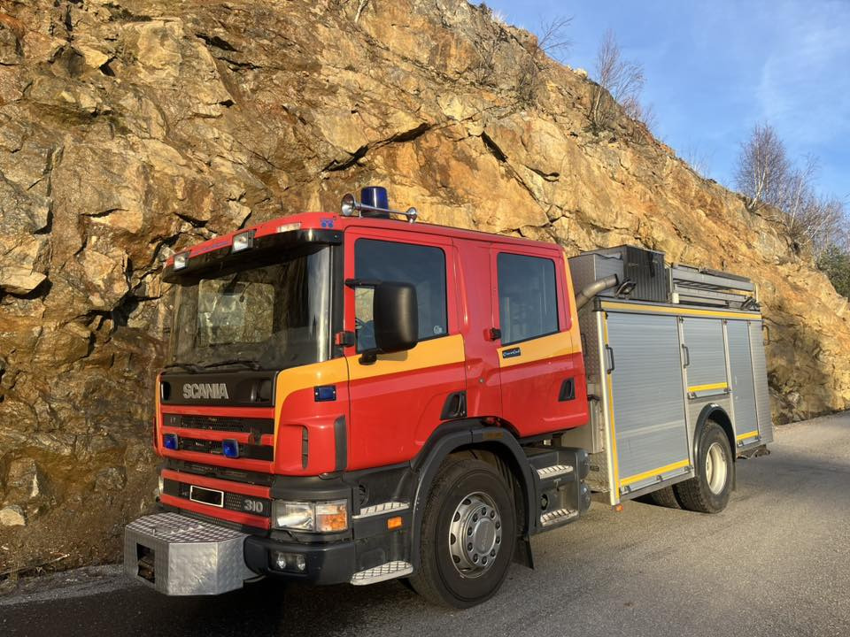 SCANIA P94GB 4x2 NZ310 - Fire engine - RESERVERAD !! - Πυροσβεστικό όχημα: φωτογραφία 2 SCANIA P94GB 4x2 NZ310 - Fire engine - RESERVERAD !! - Πυροσβεστικό όχημα: φωτογραφία 2