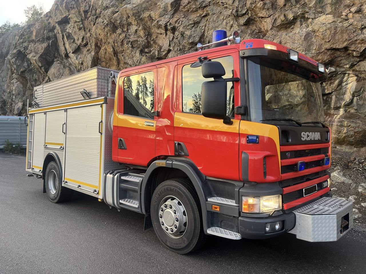 SCANIA P94GB 4x2 NZ310 - Fire engine - RESERVERAD !! - Πυροσβεστικό όχημα: φωτογραφία 4 SCANIA P94GB 4x2 NZ310 - Fire engine - RESERVERAD !! - Πυροσβεστικό όχημα: φωτογραφία 4