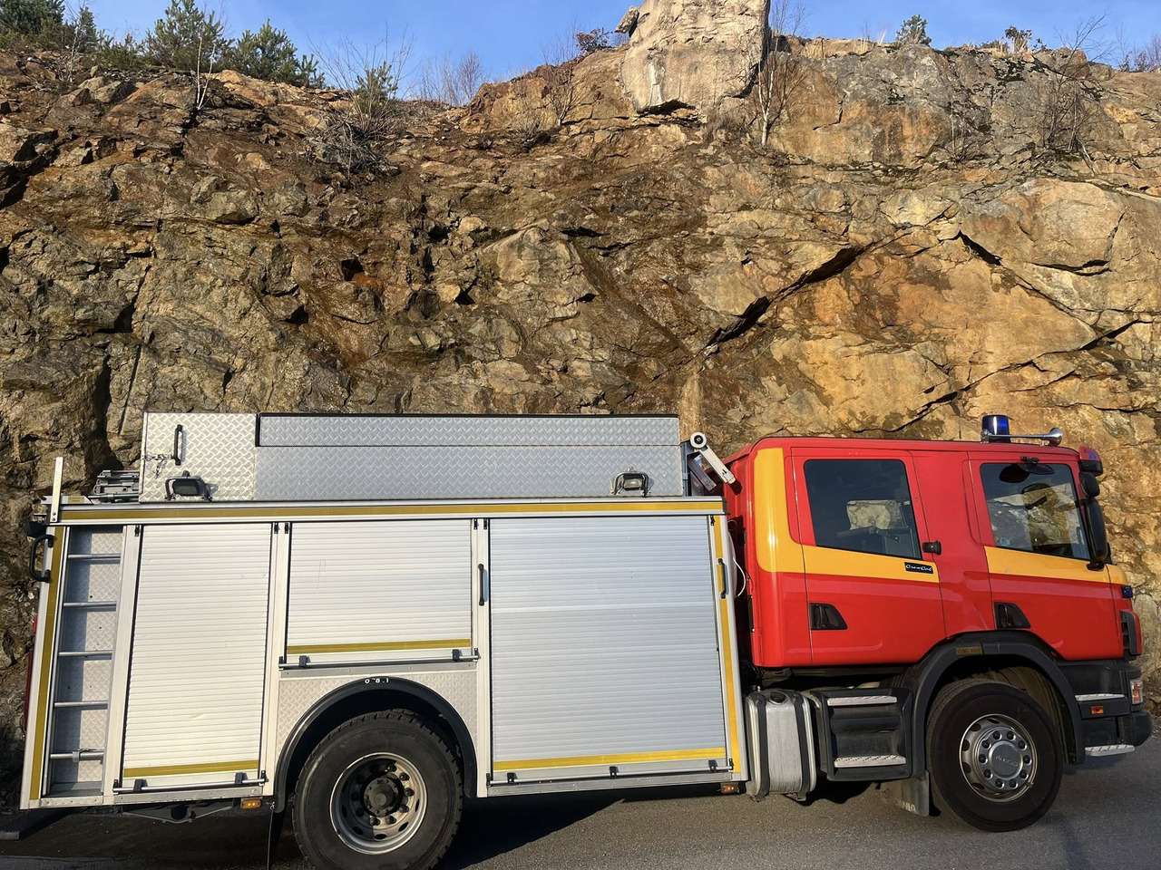 SCANIA P94GB 4x2 NZ310 - Fire engine - RESERVERAD !! - Πυροσβεστικό όχημα: φωτογραφία 5 SCANIA P94GB 4x2 NZ310 - Fire engine - RESERVERAD !! - Πυροσβεστικό όχημα: φωτογραφία 5