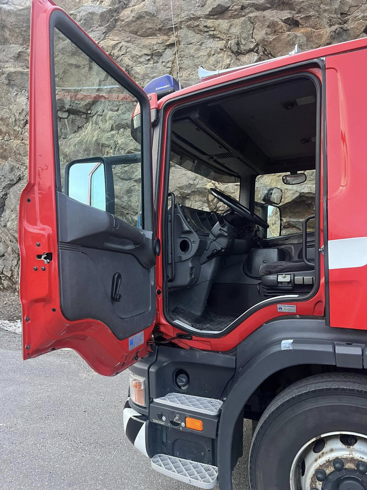 Scania P94GB 4x2 NA 310 - fire engine - RESERVERAD !! - Πυροσβεστικό όχημα: φωτογραφία 4 Scania P94GB 4x2 NA 310 - fire engine - RESERVERAD !! - Πυροσβεστικό όχημα: φωτογραφία 4