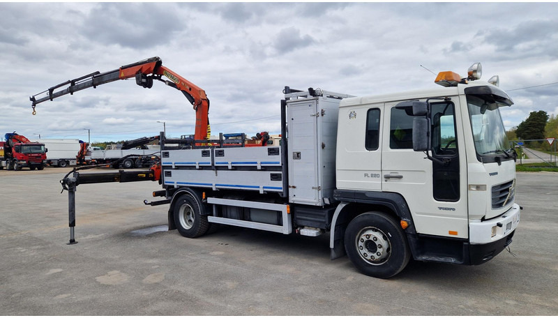 Volvo FL220 4X2 Palfinger PK7501 - Φορτηγό με ανοιχτή καρότσα, Φορτηγό με γερανό: φωτογραφία 2 Volvo FL220 4X2 Palfinger PK7501 - Φορτηγό με ανοιχτή καρότσα, Φορτηγό με γερανό: φωτογραφία 2