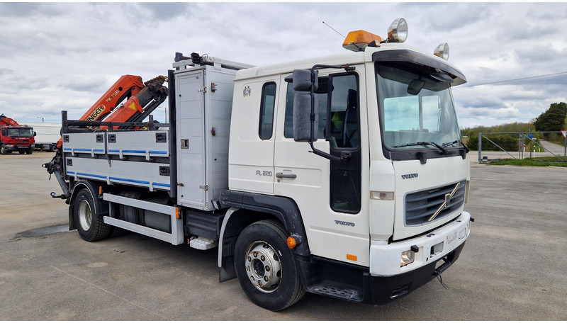 Volvo FL220 4X2 Palfinger PK7501 - Φορτηγό με ανοιχτή καρότσα, Φορτηγό με γερανό: φωτογραφία 5 Volvo FL220 4X2 Palfinger PK7501 - Φορτηγό με ανοιχτή καρότσα, Φορτηγό με γερανό: φωτογραφία 5