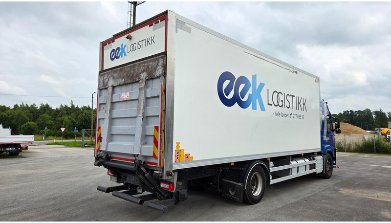 Volvo FM330 4X2 - Φορτηγό κόφα: φωτογραφία 3 Volvo FM330 4X2 - Φορτηγό κόφα: φωτογραφία 3