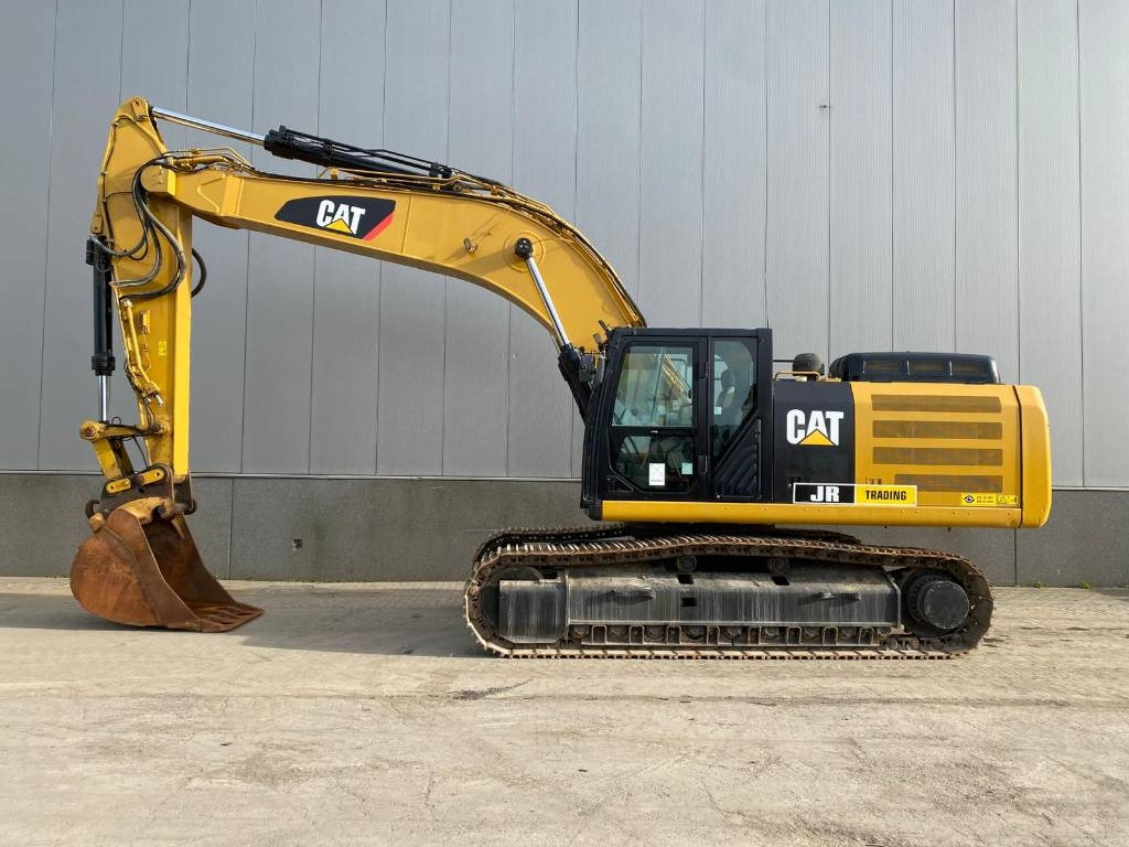 CAT 336F L XE (New Undercarriage) - Ερπυστριοφόρος εκσκαφέας: φωτογραφία 1 CAT 336F L XE (New Undercarriage) - Ερπυστριοφόρος εκσκαφέας: φωτογραφία 1
