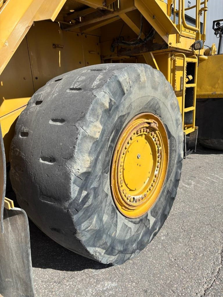 Ελαστιχοφόρος φορτωτής CAT 988 H: φωτογραφία 41