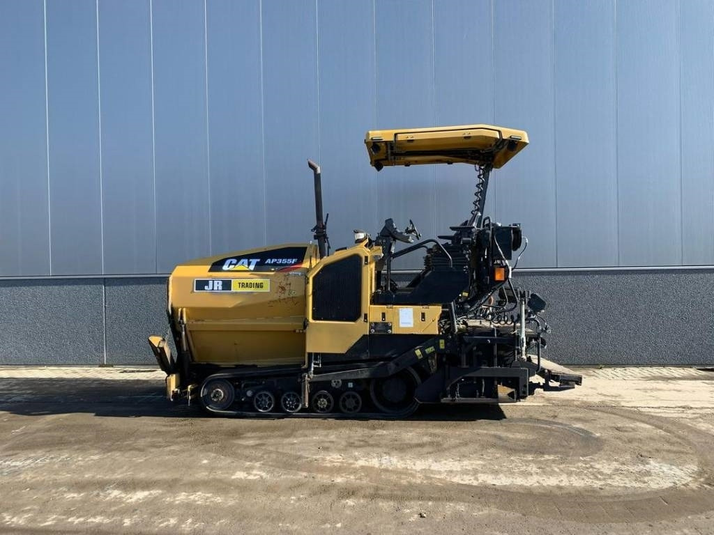 CAT AP355F - Διαστρωτήρας ασφάλτου: φωτογραφία 1 CAT AP355F - Διαστρωτήρας ασφάλτου: φωτογραφία 1