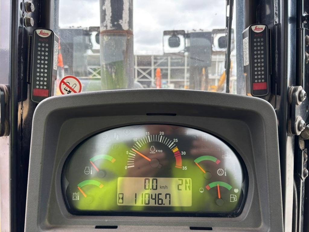 CAT D 8 T (Leica GPS - under preparation) - Μπουλντόζα: φωτογραφία 2 CAT D 8 T (Leica GPS - under preparation) - Μπουλντόζα: φωτογραφία 2