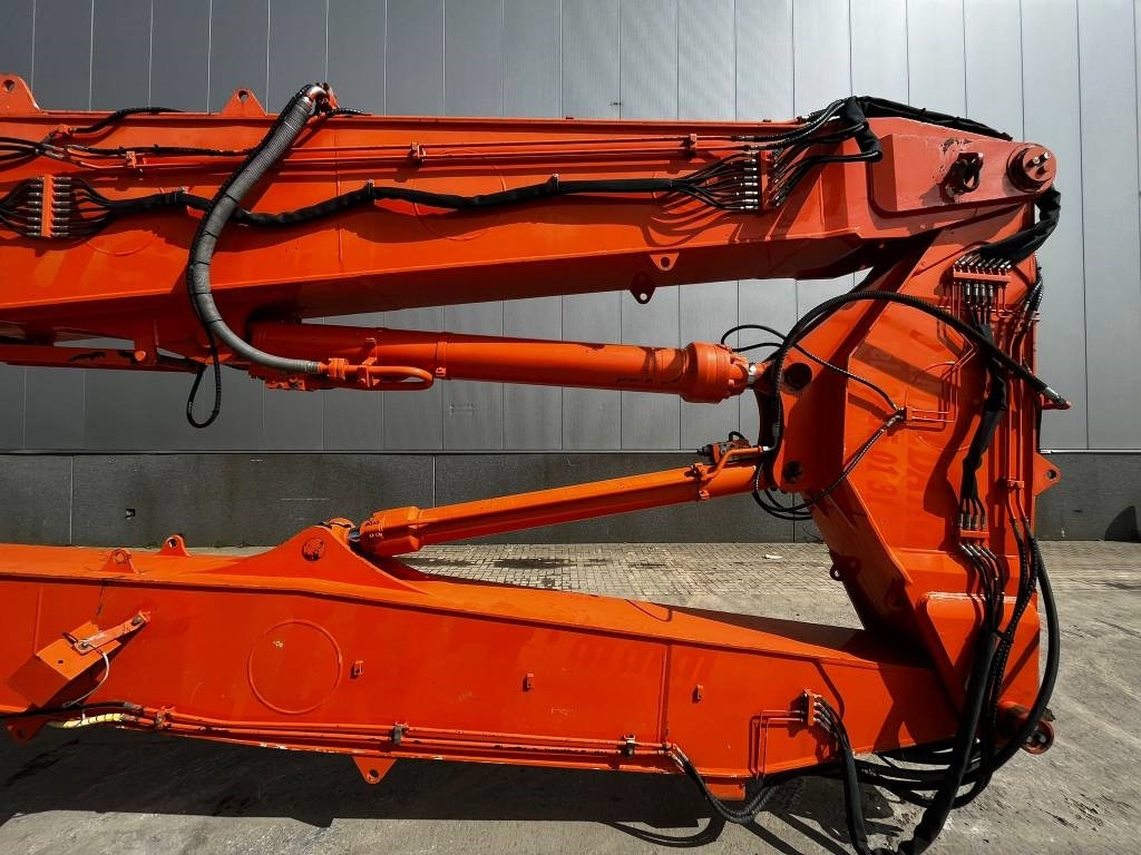 Εκσκαφέας κατεδάφισης Hitachi ZX 470 LCD - 3 (25m high reach demolition): φωτογραφία 50 Εκσκαφέας κατεδάφισης Hitachi ZX 470 LCD - 3 (25m high reach demolition): φωτογραφία 50