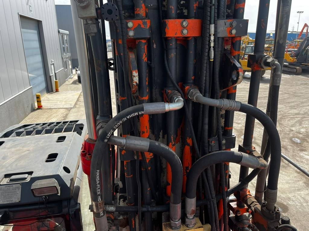 Εκσκαφέας κατεδάφισης Hitachi ZX 470 LCD - 3 (25m high reach demolition): φωτογραφία 31 Εκσκαφέας κατεδάφισης Hitachi ZX 470 LCD - 3 (25m high reach demolition): φωτογραφία 31