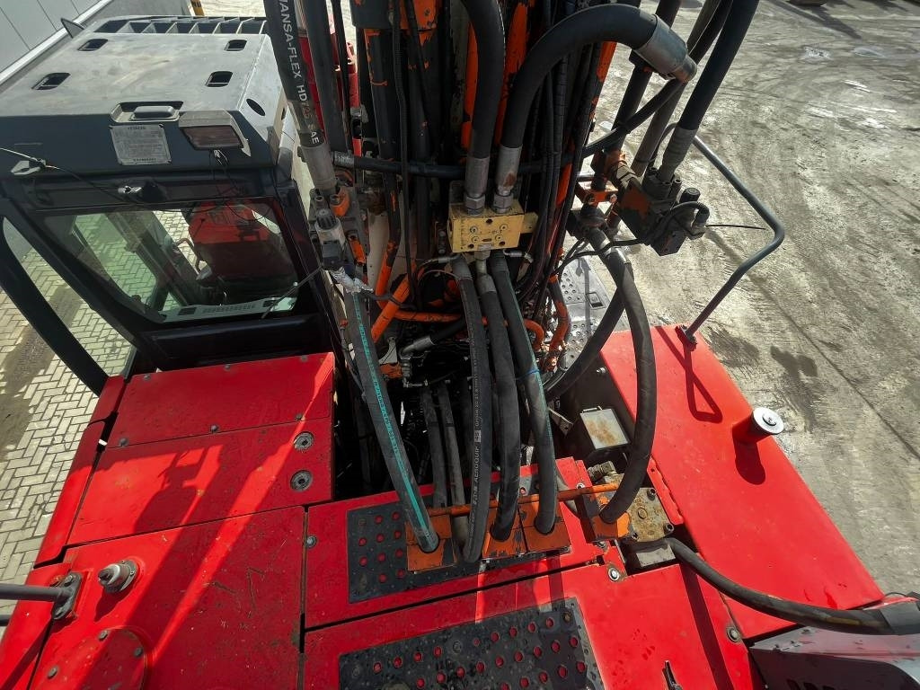 Εκσκαφέας κατεδάφισης Hitachi ZX 470 LCD - 3 (25m high reach demolition): φωτογραφία 29 Εκσκαφέας κατεδάφισης Hitachi ZX 470 LCD - 3 (25m high reach demolition): φωτογραφία 29