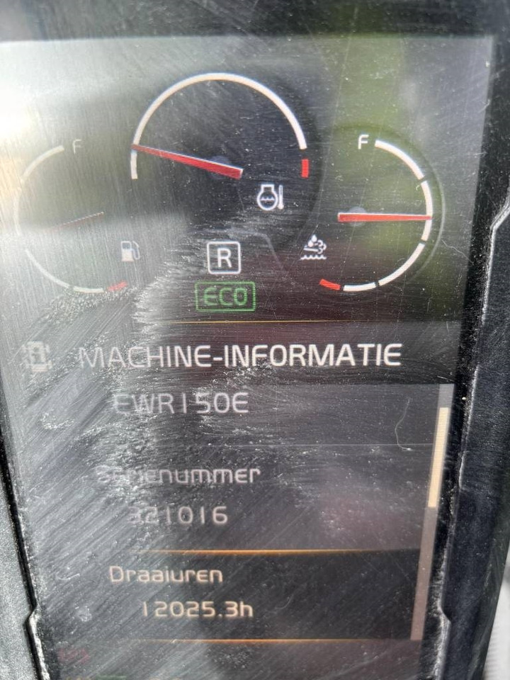 Τροχοφόρος εκσκαφέας Volvo EWR 150 E: φωτογραφία 12 Τροχοφόρος εκσκαφέας Volvo EWR 150 E: φωτογραφία 12