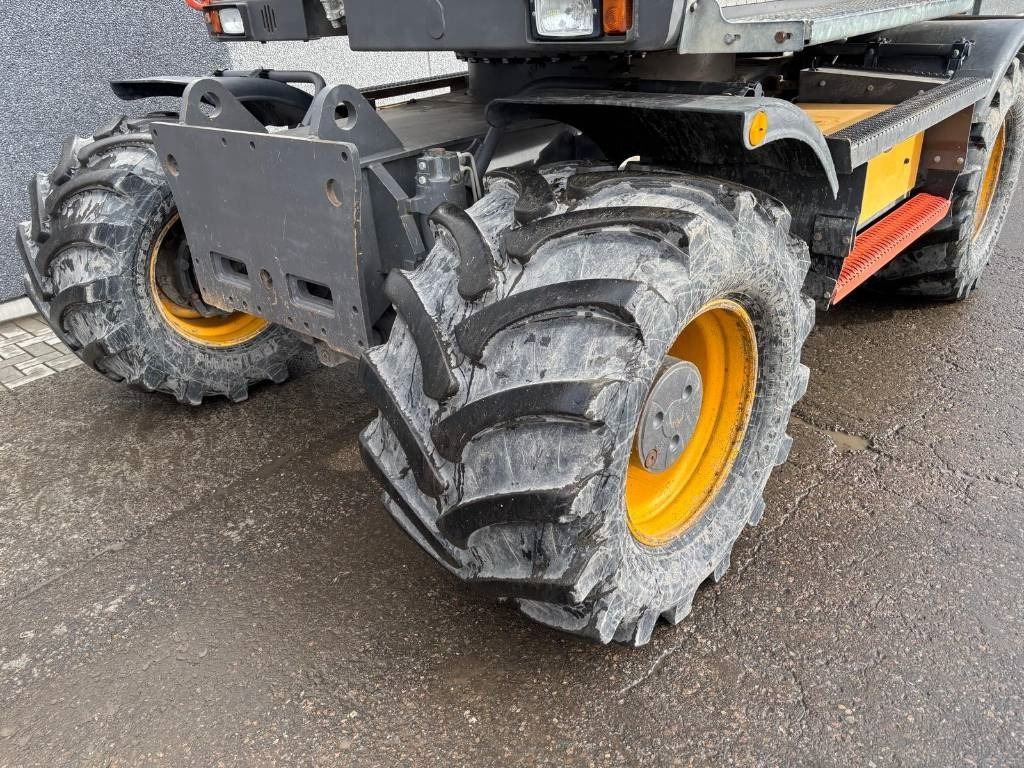 Τροχοφόρος εκσκαφέας Volvo EWR 150 E: φωτογραφία 28 Τροχοφόρος εκσκαφέας Volvo EWR 150 E: φωτογραφία 28