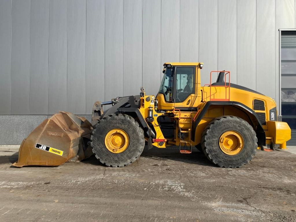 Volvo L 260 H (CDC + BSS) - Ελαστιχοφόρος φορτωτής: φωτογραφία 1 Volvo L 260 H (CDC + BSS) - Ελαστιχοφόρος φορτωτής: φωτογραφία 1