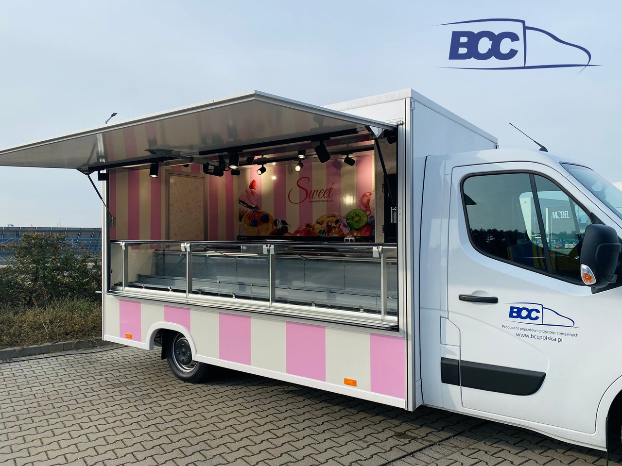BCC POLSKA - FOOD TRUCK - MOBILNA LODZIARNIA, PEUGEOT BOXER - Αυτοκινούμενη καντίνα: φωτογραφία 2 BCC POLSKA - FOOD TRUCK - MOBILNA LODZIARNIA, PEUGEOT BOXER - Αυτοκινούμενη καντίνα: φωτογραφία 2