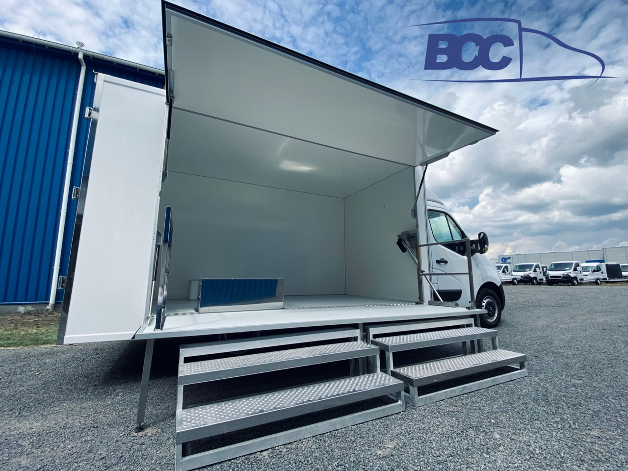 BCC POLSKA - MOBILNE CENTRUM SZKOLENIOWE, EXPO TRUCK, MOBILNE BIURO, SAMOCHÓD EKSPOZYCYJNY, PEUGEOT BOXER - Αυτοκινούμενη καντίνα: φωτογραφία 2 BCC POLSKA - MOBILNE CENTRUM SZKOLENIOWE, EXPO TRUCK, MOBILNE BIURO, SAMOCHÓD EKSPOZYCYJNY, PEUGEOT BOXER - Αυτοκινούμενη καντίνα: φωτογραφία 2