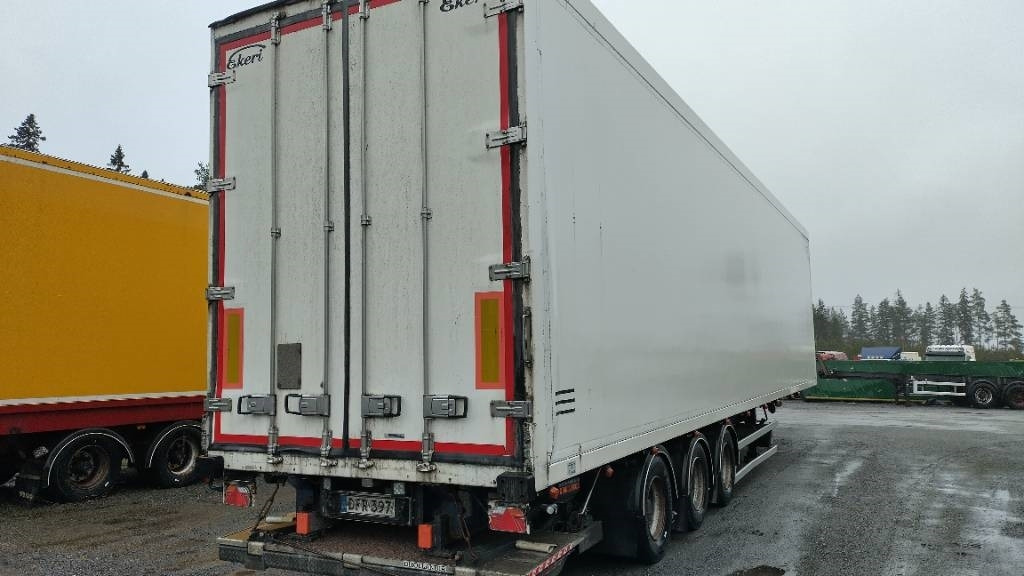 Ekeri Kokosivuauk.sisäkork 3,05 Thermoking 2 taso - Επικαθήμενο ψυγείο: φωτογραφία 5 Ekeri Kokosivuauk.sisäkork 3,05 Thermoking 2 taso - Επικαθήμενο ψυγείο: φωτογραφία 5