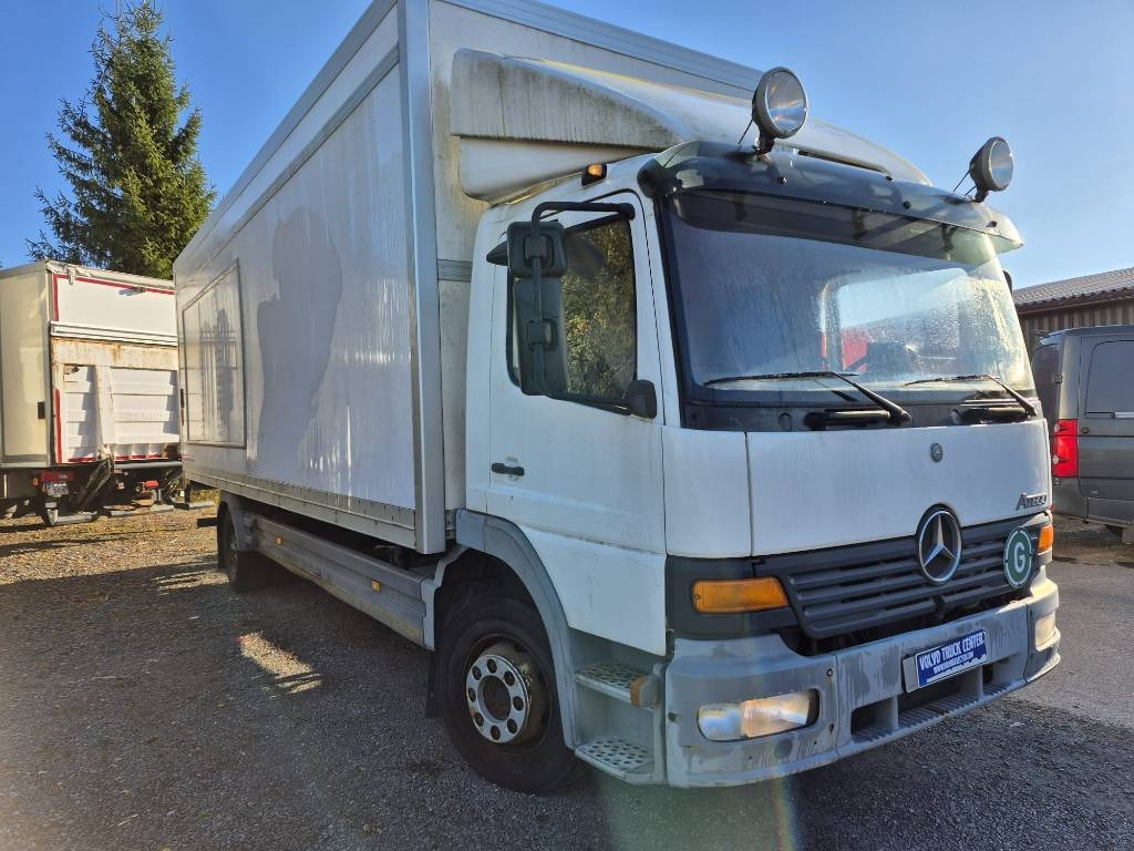 Mercedes-Benz Atego 1223 umpikori+pl nostin - Φορτηγό κόφα: φωτογραφία 2 Mercedes-Benz Atego 1223 umpikori+pl nostin - Φορτηγό κόφα: φωτογραφία 2