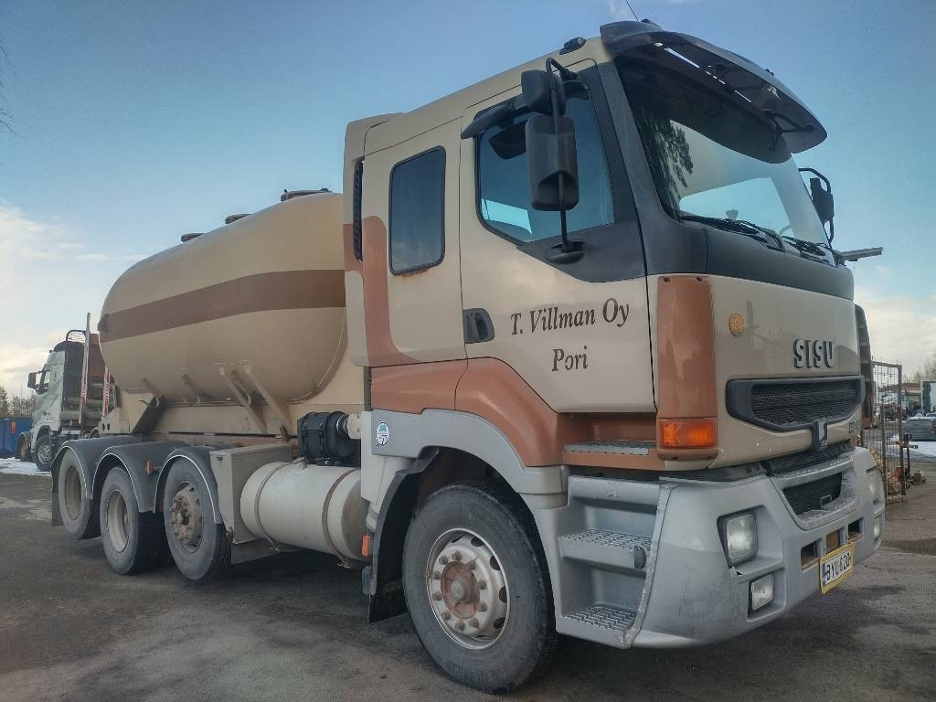 Sisu E14 8x2 kippipainepytty+kompura - Φορτηγό βυτιοφόρο: φωτογραφία 3 Sisu E14 8x2 kippipainepytty+kompura - Φορτηγό βυτιοφόρο: φωτογραφία 3