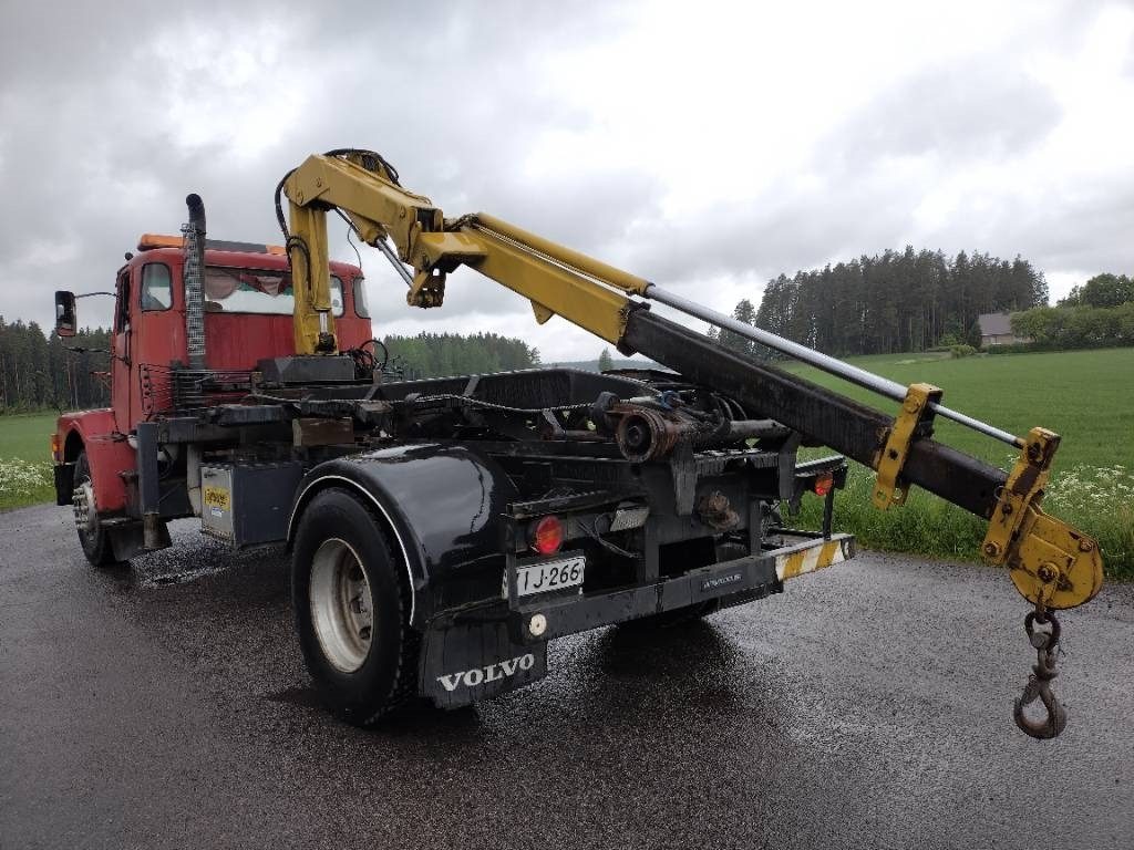 Volvo N7 Tico nosturi ja vl-laite,280tkm!! - Φορτηγό καδοφόρος φορτωτής: φωτογραφία 4 Volvo N7 Tico nosturi ja vl-laite,280tkm!! - Φορτηγό καδοφόρος φορτωτής: φωτογραφία 4