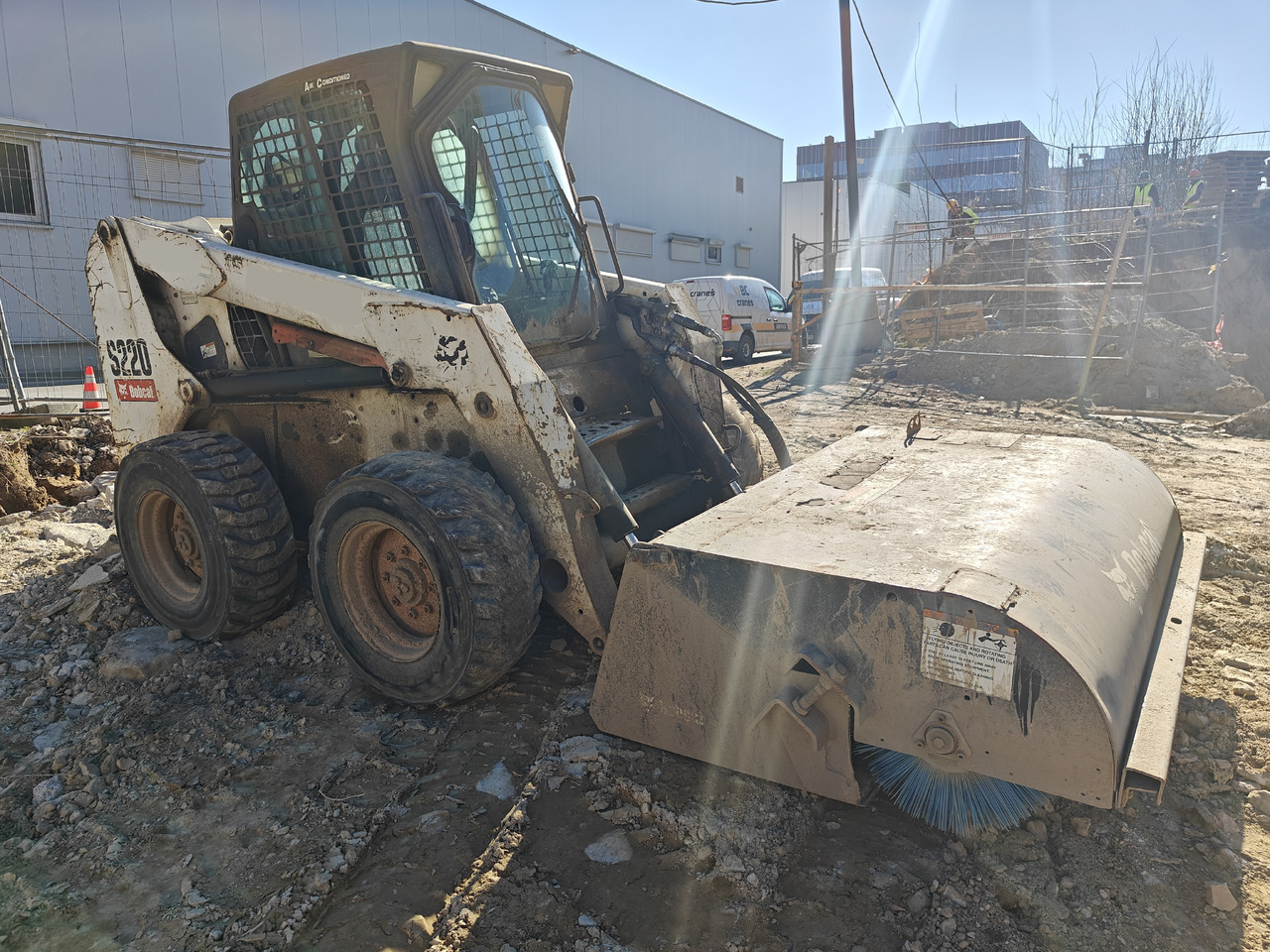 BOBCAT S220 - Φορτωτής πλάγιας ολίσθησης: φωτογραφία 3 BOBCAT S220 - Φορτωτής πλάγιας ολίσθησης: φωτογραφία 3
