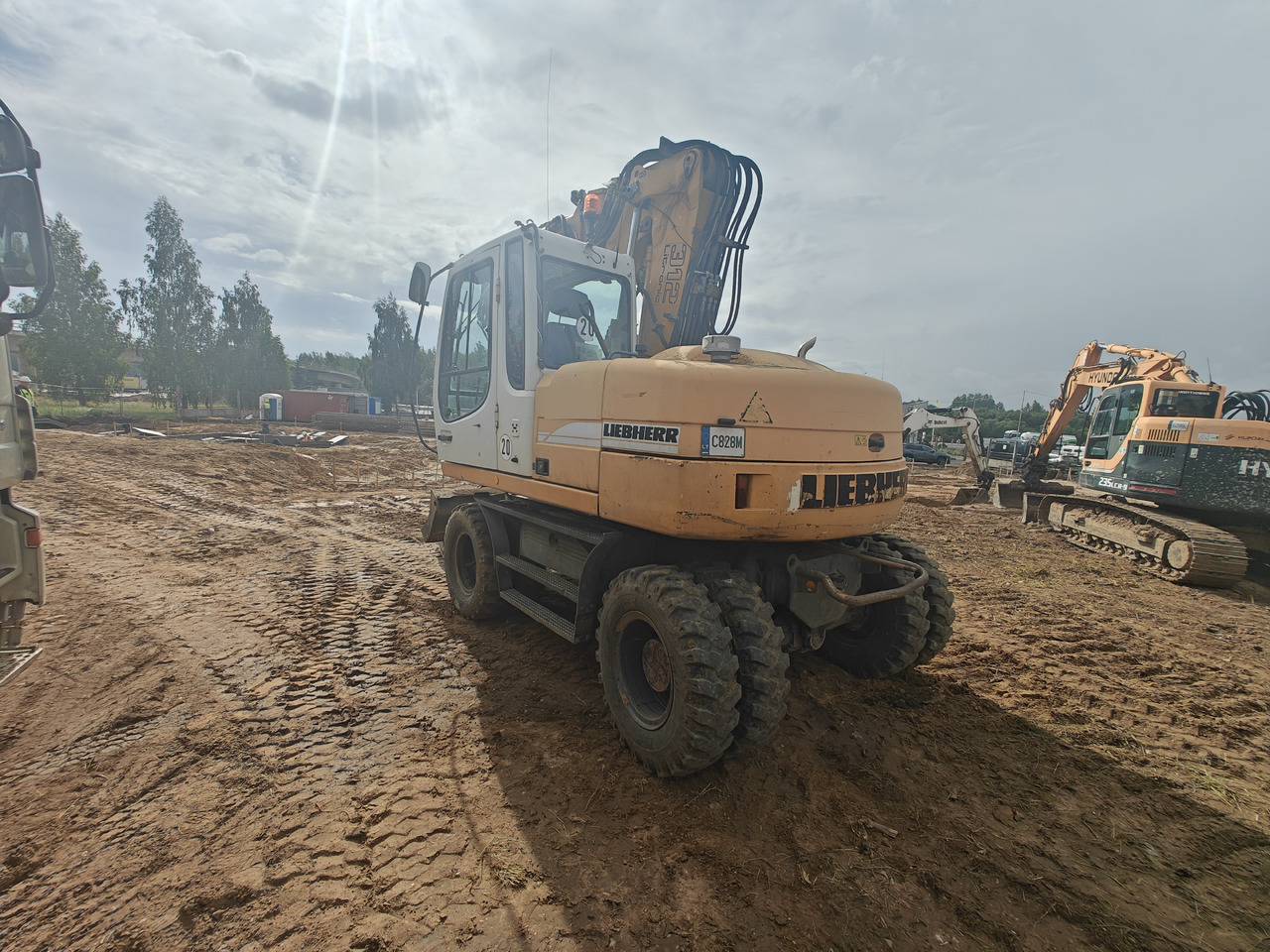 LIEBHERR A312 - Τροχοφόρος εκσκαφέας: φωτογραφία 5 LIEBHERR A312 - Τροχοφόρος εκσκαφέας: φωτογραφία 5