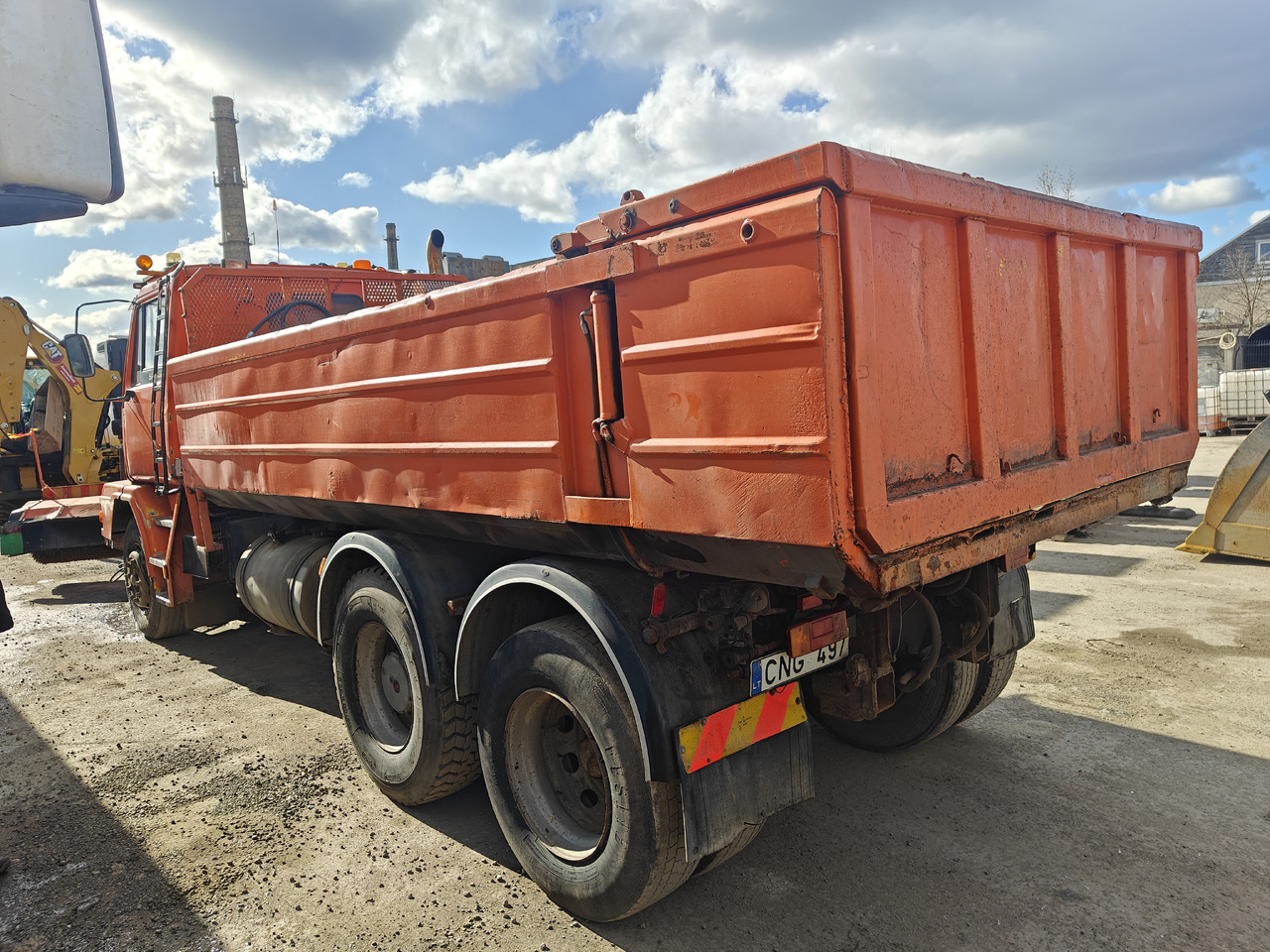 SISU SR 332 - Φορτηγό ανατρεπόμενο: φωτογραφία 5 SISU SR 332 - Φορτηγό ανατρεπόμενο: φωτογραφία 5