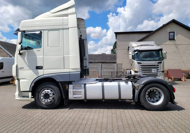 DAF XF510 SPACE CAB / SPROWADZONY / MANUAL / RETARDER - Τράκτορας: φωτογραφία 5 DAF XF510 SPACE CAB / SPROWADZONY / MANUAL / RETARDER - Τράκτορας: φωτογραφία 5