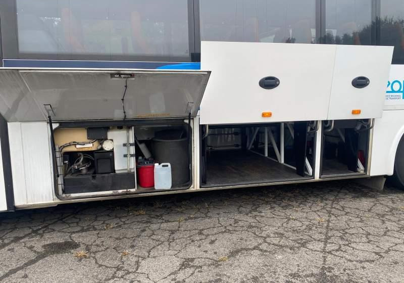 Irisbus EVADYS H / SPROWADZONY/ WC / MANUAL / KLIMA - Πούλμαν: φωτογραφία 5 Irisbus EVADYS H / SPROWADZONY/ WC / MANUAL / KLIMA - Πούλμαν: φωτογραφία 5