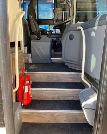 Iveco CROSSWAY/ DŁUGOŚĆ 10.70 M / MANUAL / EURO 6 - Προαστιακό λεωφορείο: φωτογραφία 3 Iveco CROSSWAY/ DŁUGOŚĆ 10.70 M / MANUAL / EURO 6 - Προαστιακό λεωφορείο: φωτογραφία 3